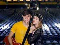 Jorge y Tini